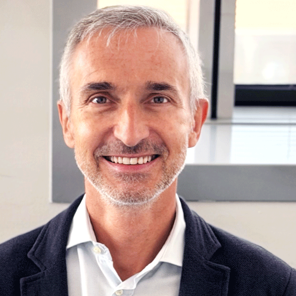 Emilio Nava, CEO Italie, spécialiste des éléments de fixation et des vis industrielles à Selvazzano Dentro, Italie